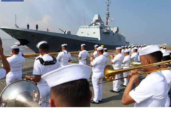கொழும்பை வந்தடைந்த பிரெஞ்சு கடற்படைக் கப்பல் | French Naval Ship Lorraine Arrives In Colombo