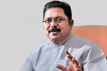 வகுப்பறையிலேயே மது..தடம் மாறும் இளைய சமுதாயம்!! டிடிவி தினகரன் ஆதங்கம்