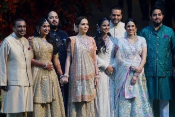 ரிலையன்ஸ் இயக்குநர்களாக முகேஷ் அம்பானியின் பிள்ளைகள் மூவர் பெறும் சம்பளம் எவ்வளவு?