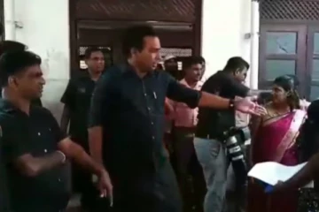 அரச ஊழியர்களுடன் இராஜாங்க அமைச்சர் வியாழேந்திரன் முறுகல் (Video)