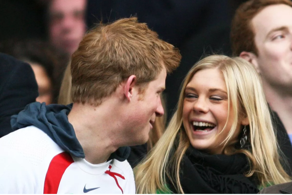 இளவரசர் ஹரியின் காதலி அவரை பிரிய முடிவு செய்தது இதனால்தான்: பாராட்டும் நிபுணர் | Reason Behind Chelsy Davy Breakup Prince Harry