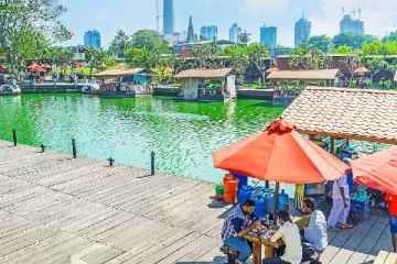 மிதக்கும் சந்தை பகுதியை போராட்டகாரர்களுக்கு ஒதுக்கும் அரசாங்கம்