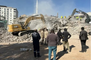 துருக்கி நிலநடுக்கத்தில் 11 நாட்களின் பின்னர் நால்வர் உயிருடன் மீட்பு - செய்திகளின் தொகுப்பு