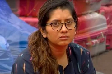 மீண்டும் முக்கிய நிகழ்ச்சியில் கண் கலங்கிய பிரியங்கா ! ஏன் தெரியுமா?