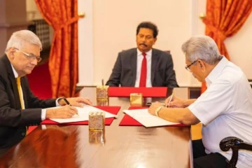 புதிய அமைச்சரவையில் இன்று 10 பேர் பதவிப் பிரமாணம்!  விபரம் இதோ