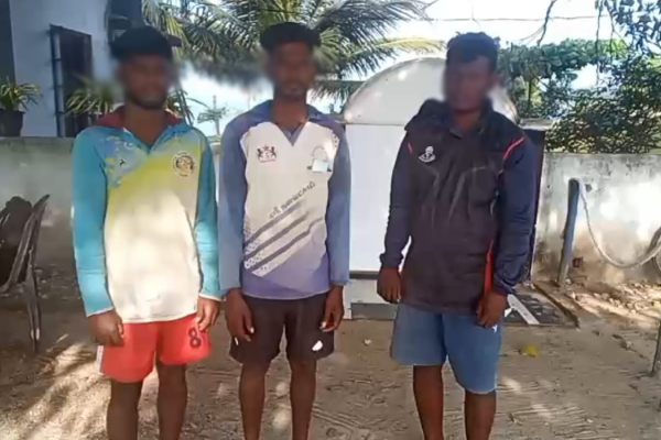 எல்லை தாண்டிய ஏழு இந்திய கடற்றொழிலாளர்கள் கடற்படையால் கைது | Seven Indian Fishermen Arrested Navy