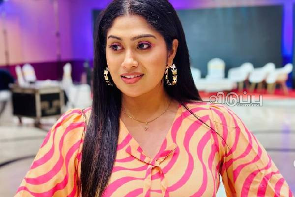 அப்பா-லாம் வேண்டாம்!! அதெல்லாம் இல்லாம நரக வாழ்க்கை! மறுபக்கத்தை கூறி அழுத நடிகை ஷோபனா.. | Muthazhagu Actress Shobana Emotional Body Shaming அப்பா-லாம் வேண்டாம்!! அதெல்லாம் இல்லாம நரக வாழ்க்கை! மறுபக்கத்தை கூறி அழுத நடிகை ஷோபனா.. | Muthazhagu Actress Shobana Emotional Body Shaming