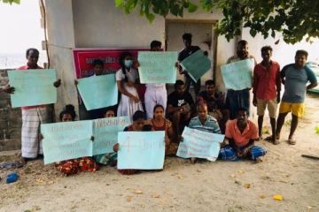 கிளிநொச்சியில் கடற்தொழிலாளர்கள் கவனயீர்ப்பு போராட்டம்