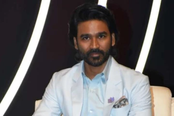 நடிகர் தனுஷின் இந்த சிறு வயது புகைப்படத்தை பார்த்துள்ளீர்களா.. குடும்ப புகைப்படம்