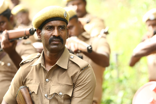 இரண்டு பாகங்களாக உருவாகும் வெற்றிமாறனின் திரைப்படம்.. காத்திருக்கும் சர்ப்ரைஸ் | Viduthalai Movie Going To Release In Two Parts இரண்டு பாகங்களாக உருவாகும் வெற்றிமாறனின் திரைப்படம்.. காத்திருக்கும் சர்ப்ரைஸ் | Viduthalai Movie Going To Release In Two Parts