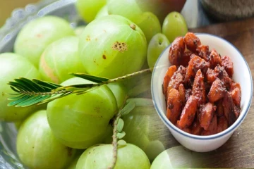 தேவையற்ற கொழுப்புகளை குறைக்கும் நெல்லிக்காய்