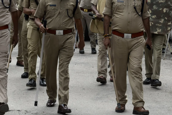 கிரைண்டரில் அரைத்து வீசப்பட்ட கணவனின் பாகங்கள் ; காட்டிக்கொடுத்த டாட்டூ ; குழந்தைகள் வாக்குமூலம் கொடுத்த ஷாக் | Husband S Body Parts Ground And Throw