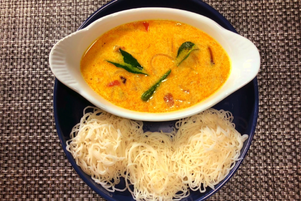 வீட்டில் இடியப்பம் இருக்கா? அப்போ இந்த திருநெல்வேலி சொதி செய்து பாருங்க | How To Prepare Tirunelveli Sodhi Recipe In Tamil