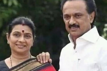 ஸ்டாலினுடன் டெல்லி சென்ற துர்கா ஸ்டாலின்: என்ன காரணம்?