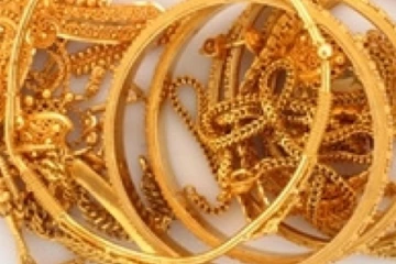 කුලියට නිවසක් ගන්න ඇවිත් හිමිකාරියට තුවාල කර, කණකරත් අහිමි කළ එකම පවුලේ කට්ටිය..