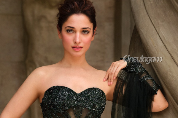 சோப்பு விளம்பரத்தில் நடிக்க இத்தனை கோடி வாங்கினாரா நடிகை தமன்னா? | Tamannaah Paid 6 2 Cr For Soap Advt