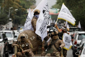 ஆப்கானிஸ்தானில் 3 பெண்கள் உள்பட 12 பேருக்கு கசையடி!