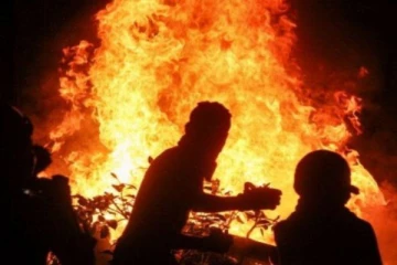 සාමාන්‍ය පෙළට A 09ක් ගත් සිසුවාට පුද්ගලයෙක් ගිනි තබයි.. සිසුවාට බරපතලයි.