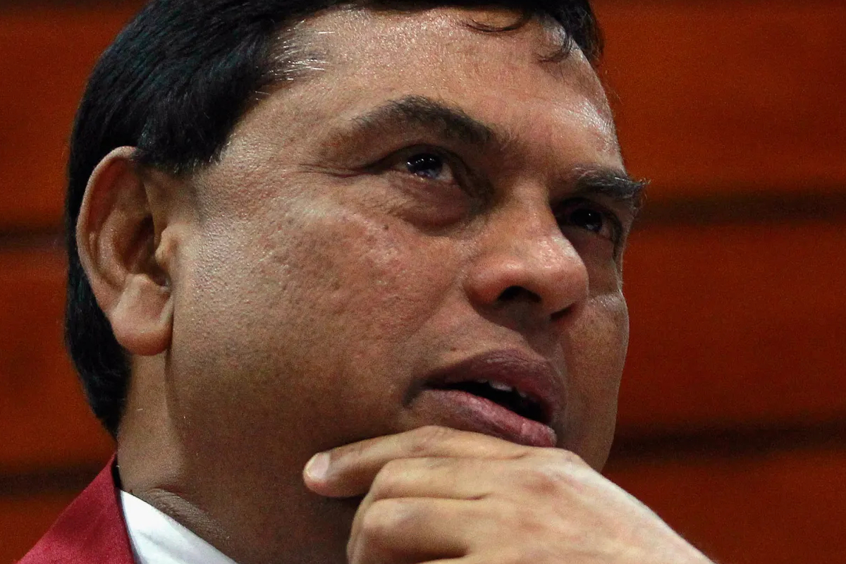 பசிலின் கைதை தடுக்க திரைமறைவில் நடைபெறும் அரசியல் பேரம்! | Basil Rajapaksa Dhammika Perera