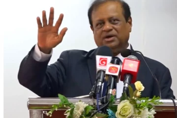 ගුරු ඇදුම් වෙනස්වීම ගැන ඇමතිගේ තීරණය