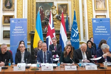 அதிபர் புட்டின் தொடர்பில் லண்டனில் ஒன்றுக் கூடிய நீதியமைச்சர்கள்!