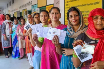 இன்று 3-ஆம் கட்ட வாக்குப்பதிவு - அமித் ஷா முதல் பசவராஜ் பொம்மை வரை முக்கிய வேட்பாளர்கள் யார்?