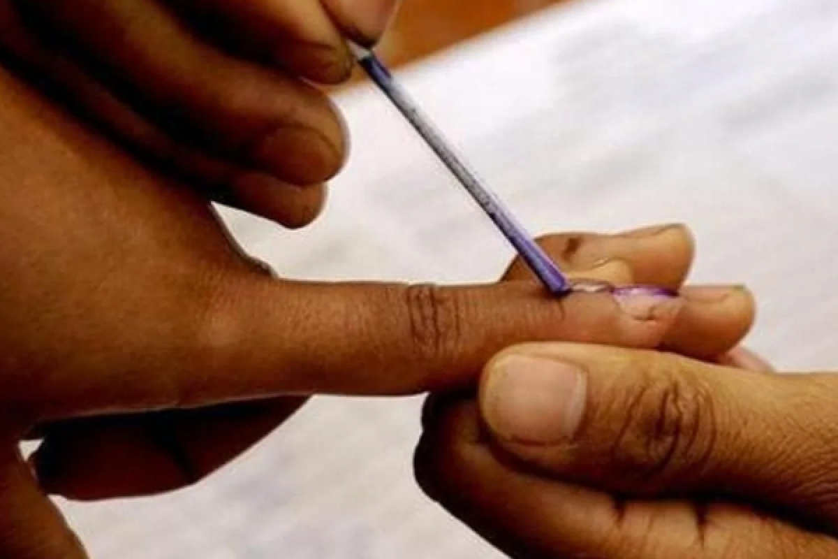 வாக்காளர்களுக்கான மை பூசும் செயற்பாடு நிறுத்தம் | Marking Voters Fingerprints With Ink Removed வாக்காளர்களுக்கான மை பூசும் செயற்பாடு நிறுத்தம் | Marking Voters Fingerprints With Ink Removed