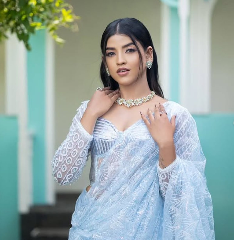 அய்யனார் துணை சீரியலில் சந்தாவாக நடிக்கும் சுவாதி போட்டோஸ் 4 Gallery