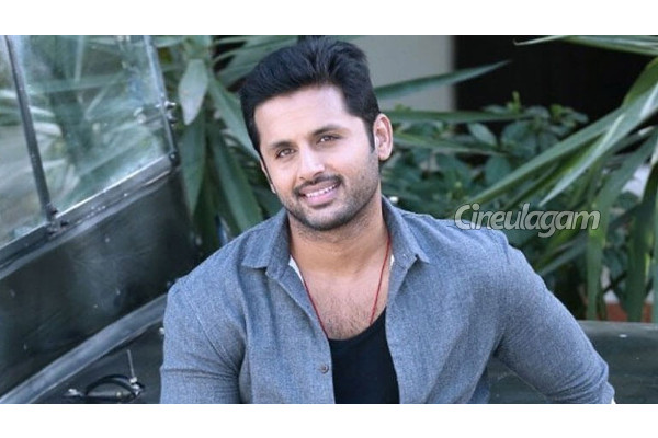 அப்படி ஒரு காட்சியா, பிரபல நடிகருடன் நடிக்க மறுத்த கீர்த்தி சுரேஷ்- யாருடன் தெரியுமா? | Keerthy Suresh Refused To Act With Actor