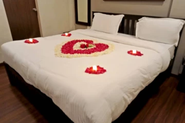 මුහුණ පොතේ මනමාලි දින දෙකකට පසු කව්රුත් පුදුම කරමින් සිදුකළ වැඩේ..!!!