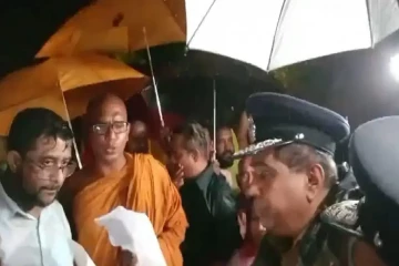 நீதிமன்ற உத்தரவால் விஹாரமஹாதேவி பூங்காவில் பதற்றம் ; குவிக்கப்பட்டுள்ள பொலிஸார்