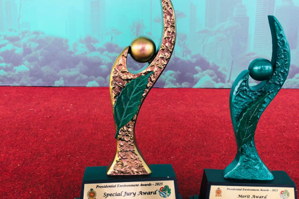 நல்லூர் பிரதேச செயலகம் பெற்றுக்கொண்ட இரண்டு உயரிய விருதுகள் | Nallur Divisional Secretariat Received Two Awards நல்லூர் பிரதேச செயலகம் பெற்றுக்கொண்ட இரண்டு உயரிய விருதுகள் | Nallur Divisional Secretariat Received Two Awards
