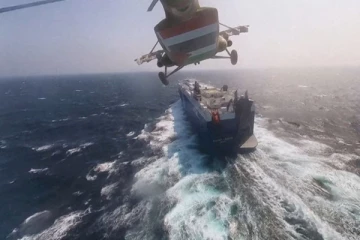 செங்கடல் கூட்டணியில் சேரும் நாடுகள் குறிவைக்கப்படும் : ஹூதி தலைவர்