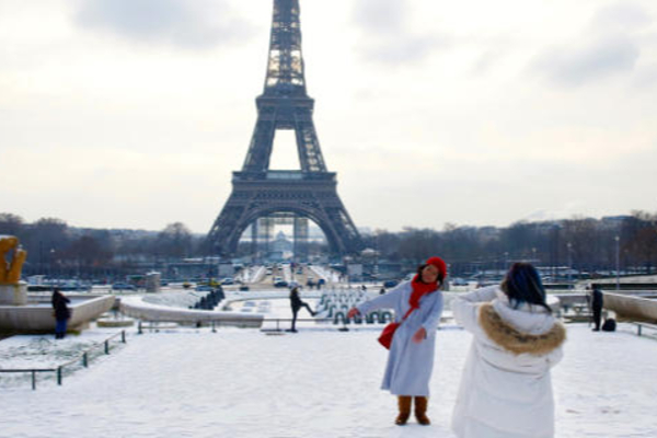 பிரான்ஸில் ஆடைகள் தொடர்பில் வெளியான முக்கிய அறிவிப்பு! | Important Announcement About Clothes In France