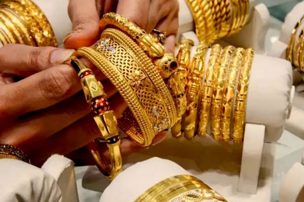 தங்கம் வாங்கவுள்ளோருக்கு வெளியான அதிர்ச்சி தகவல் | Today Gold Price For Top Gold Buyers In Sri Lanka