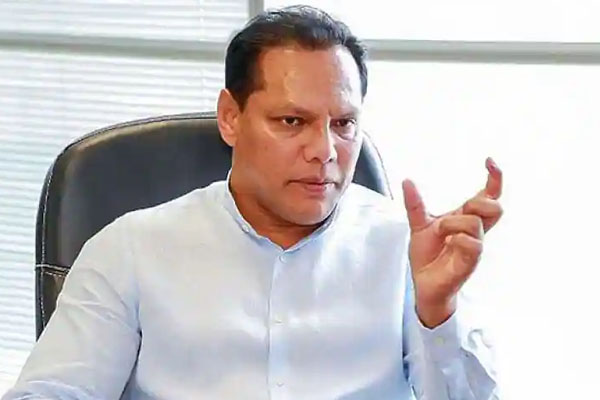 சுதந்திரக் கட்சியைக் கட்டியெழுப்ப வேண்டுமானால் அதன் தலைமைத்துவத்தில் மாற்றம் அவசியமானது - தயாசிறி | Dhayasiri Jayasekara Statement