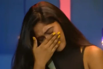 கதறி அழ வைத்த சுருதி! எங்க அப்பாவுக்கும் என் அம்மாவோட அப்பாவுக்கும் ஒரே வயசு! யாருமே ஹெல்ப் பண்ணல