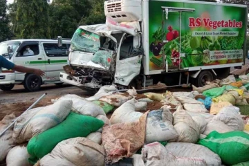 இரண்டு லொறிகள் நேருக்கு நேர் மோதல்! - ஐவர் படுகாயங்களுடன் வைத்தியசாலையில்