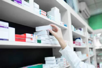 சட்ட விரோத மருந்தகம் நடத்திய நபருக்கு அபராதம்