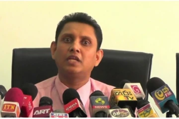 ජනපති අගමැති ඇතුළු දේශපාලඥයින් ගේ VIP ගිලන්රථ වල වෛද්‍යවරු ගමන් නොකිරීමට තීරණය කෙරේ..!