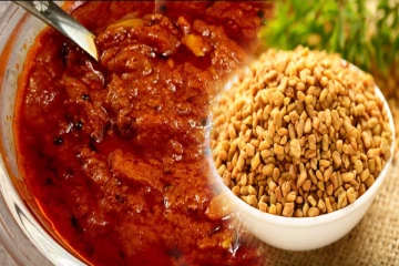 காய்கறி இல்லையா? பத்தே நிமிடத்தில் சுவையான வெந்தயக் குழம்பு செய்யலாம்...