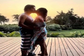 கணவருடன் லிப்-கிஸ்... வைரலாகும் நடிகை ஸ்ரேயா புகைப்படம்