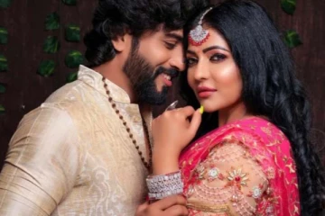 மணப்பெண்ணாக மாறிய பாக்கியலட்சுமி ராதிகா... நெருக்கமாக இருக்கும் நபர் யார்?