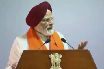 ஆளே அடையாளம் தெரியாமல் மாறிப் போன பிரதமர் மோடி... அதிர்ச்சியில் தொண்டர்கள்