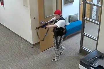 நாஷ்வில் பாடசாலை துப்பாக்கிச்சூடு: தாக்குதல்தாரி குறித்து வெளியான திடுக்கிடும் தகவல்கள்