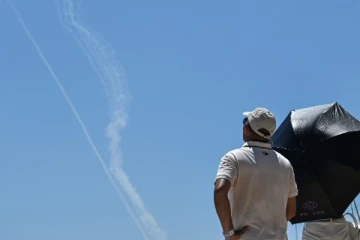 தைவானை சுற்றி வளைத்து சீனா போர் பயிற்சி! ஏவுகணைகள் ஜப்பானில் விழுந்ததால் பதற்றம்... புகைப்படங்கள்