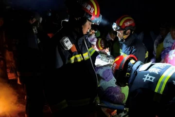 சீனாவில் உள்ள பள்ளி ஒன்றில் பாரிய தீவிபத்து: 18 பேர் பரிதாபமாக உயிரிழப்பு!