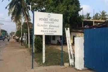 மதுபோதையிலிருந்த இரு பொலிஸ் உத்தியோகத்தர்கள் பணி நீக்கம்
