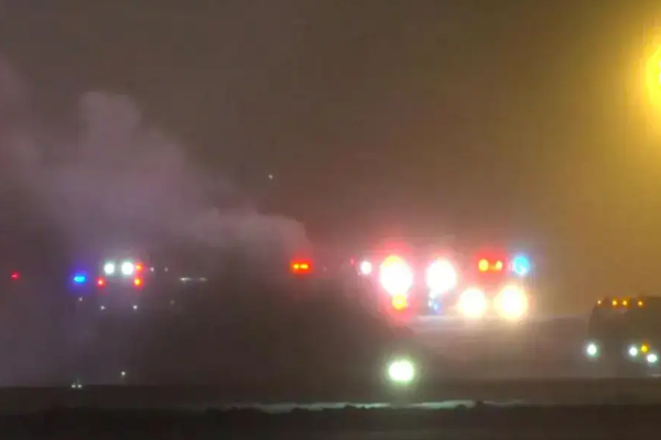 அமெரிக்காவில் பனிப்புயலால் விமான விபத்து - 7 பேர் பலி | Seven People Dead In Maine Plane Crash அமெரிக்காவில் பனிப்புயலால் விமான விபத்து - 7 பேர் பலி | Seven People Dead In Maine Plane Crash