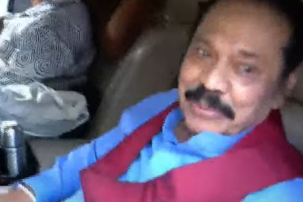 அனுர செய்தது சரி; போகும் முன் மஹிந்த செய்த சம்பவம் | Anura Did The Right Thing Mahinda Tells The Media